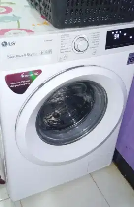 BU Mesin Cuci frontloading LG 8,5kg touchscreen LIKENEW,95% mulus,nego