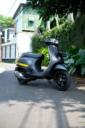 PIAGGIO VESPA MATIC S 125 IGET 2019 BISA KREDIT