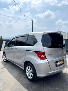 Honda Freed 2012 Bensin