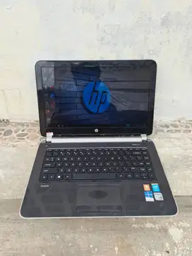 Hp 14 R01TX Core i5-4300U Haswell Gen 4 Ram 8Gb SSD 128Gb
