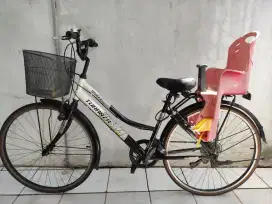 Sepeda keranjang turanza + boncengan anak