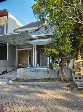 Rumah Golf Avenue,Citraland,Surabaya