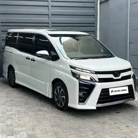 TOYOTA VOXY 2019 / 2018 Tgn1 LowKm Matic Bs Kredit Istimewa