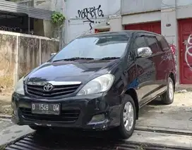 DP 14JT // TOYOTA INNOVA G 2.0 AT 2009 Bensin