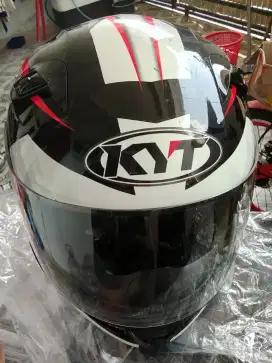 Helm KYT K2R full face double visor size L