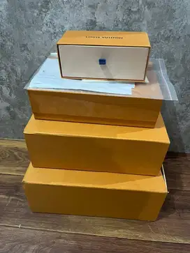 BOX LV AUTHENTIC