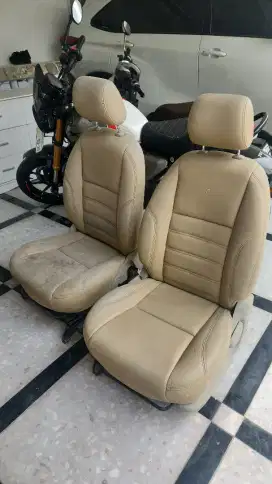 Jok innova V depan kanan kiri