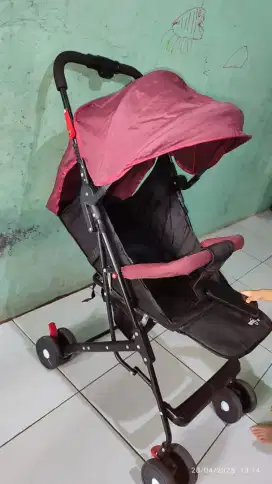 Stroller lipat space baby
