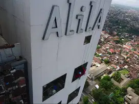 Jasa Perawatan gedung Pembersihan Kaca Lantai Tembok Pintu Jendela Rep