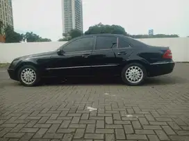 Mercedes-Benz E260 2005 Bensin