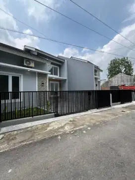 Rumah Mewah Strategis Dekat Ringin Purwomartani 10 Menit Ke Ringroad