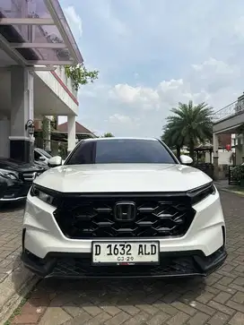 New CRV 2024 putih platinum mutiara