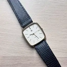 Jam Vintage Orient Tank Clean Dial