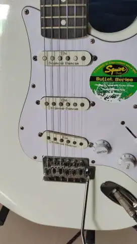 Gitar Squier MII Seymour Duncan YJM Original