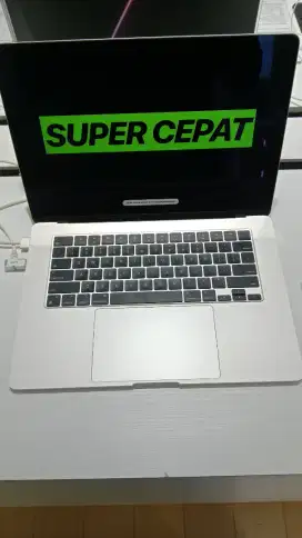 Kredit Cicilan MacBook Air (15 inci¹)