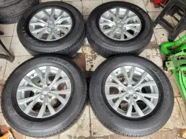 Velg Pajero sport R17 2013/14 original paket ban second 4pcs terima tt