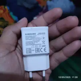 Batok charger Samsung 15 watt