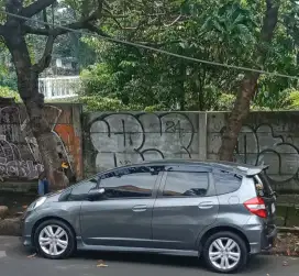 Dijual Honda Jazz GE8 RS Tahun 2012 1.5E AT