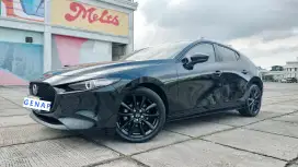 (Km 8rb) Mazda 3 Hatchback Skyaktive G AT 2023 Tgn1 BS DP Minim