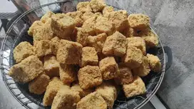 Penjaga dan Goreng tahu