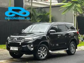 Fortuner Vrz 2.4 At 2019 Hitam Metalik
