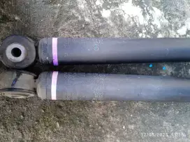 Shock belakang sigra