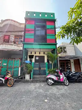 Dijual Rumah 3 Lantai 4 Bedrooms Lokasi Sunter Agung Jakarta Utara