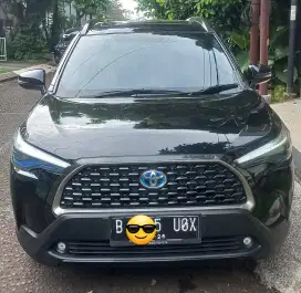 Toyota corolla cross 1.8 hybrid hitam 2020