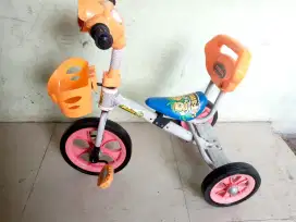 Sepeda roda 3 merk family ,Siap pakai