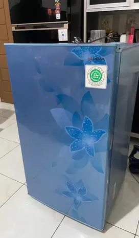 Dijual Kulkas Sharp 1 Pintu like new