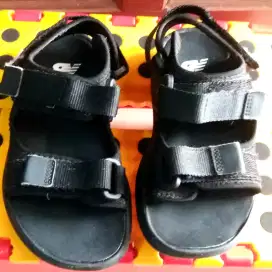 Sandal New balance Anak preloved original