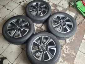 Velg toyota voxy R16 original paket ban bisa innova apv luxio grandmax