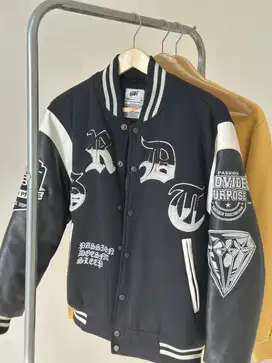 Jaket Varsity Original like new