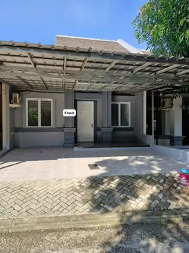 Jual Cepat Rumah Cantik Cluster Favorite. Kota Wisata Cibubur.