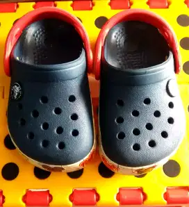 Sandal Crocs mickey edition preloved original