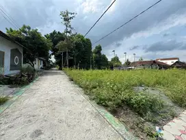 Tanah Pekarangan Dekat Plaza Ambarukmo, 3 Juta-an