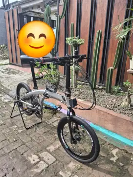 Sepada Lipat Element Ecosmo Z9