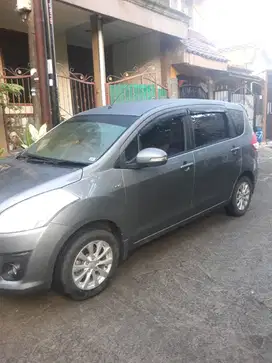 SUZUKI ERTIGA GL 2013 TANGAN PERTAMA ATAS NAMA SENDIRI