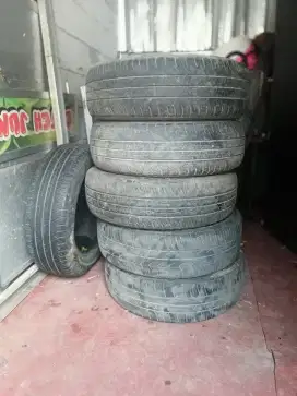 2 bridgeston uk 15  dunlop uk 15 4 pic