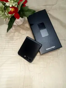 Samsung galaxy flip 5 512