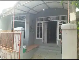 Dijual Cepat, Rumah 2 Lt  di jn nangka/bhakti Abri depok harga murah