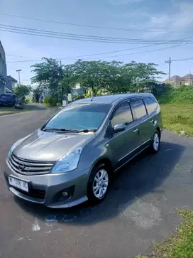Nissan Grand livina 2013 Bensin