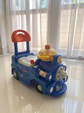 Chicco Mobil Mainan Anak Preloved