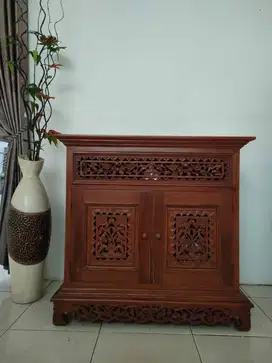 Meja Pajangan/Buffet Ukir Jati