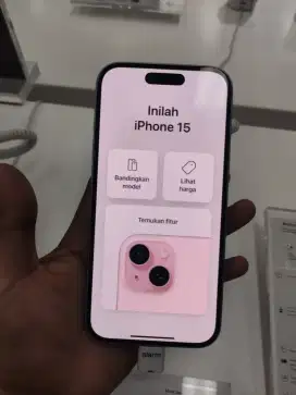 iPhone 15, Promo Bunga 0% & Free 2× Cicilan