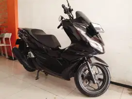 HONDA NEW PCX ABS 2022 SEPERTI BARU KM RENDAH