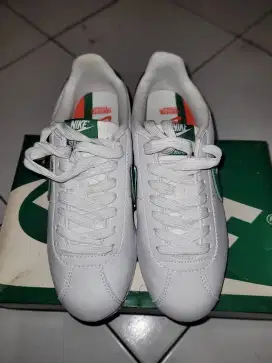 Nike Cortez x Stranger things