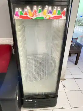 Dijual showcase modena 1180