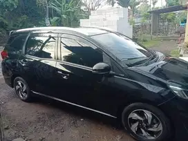 Mobilio RS 2016 MT Hitam