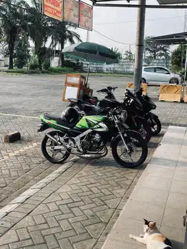 Kawasaki Ninja R 2013